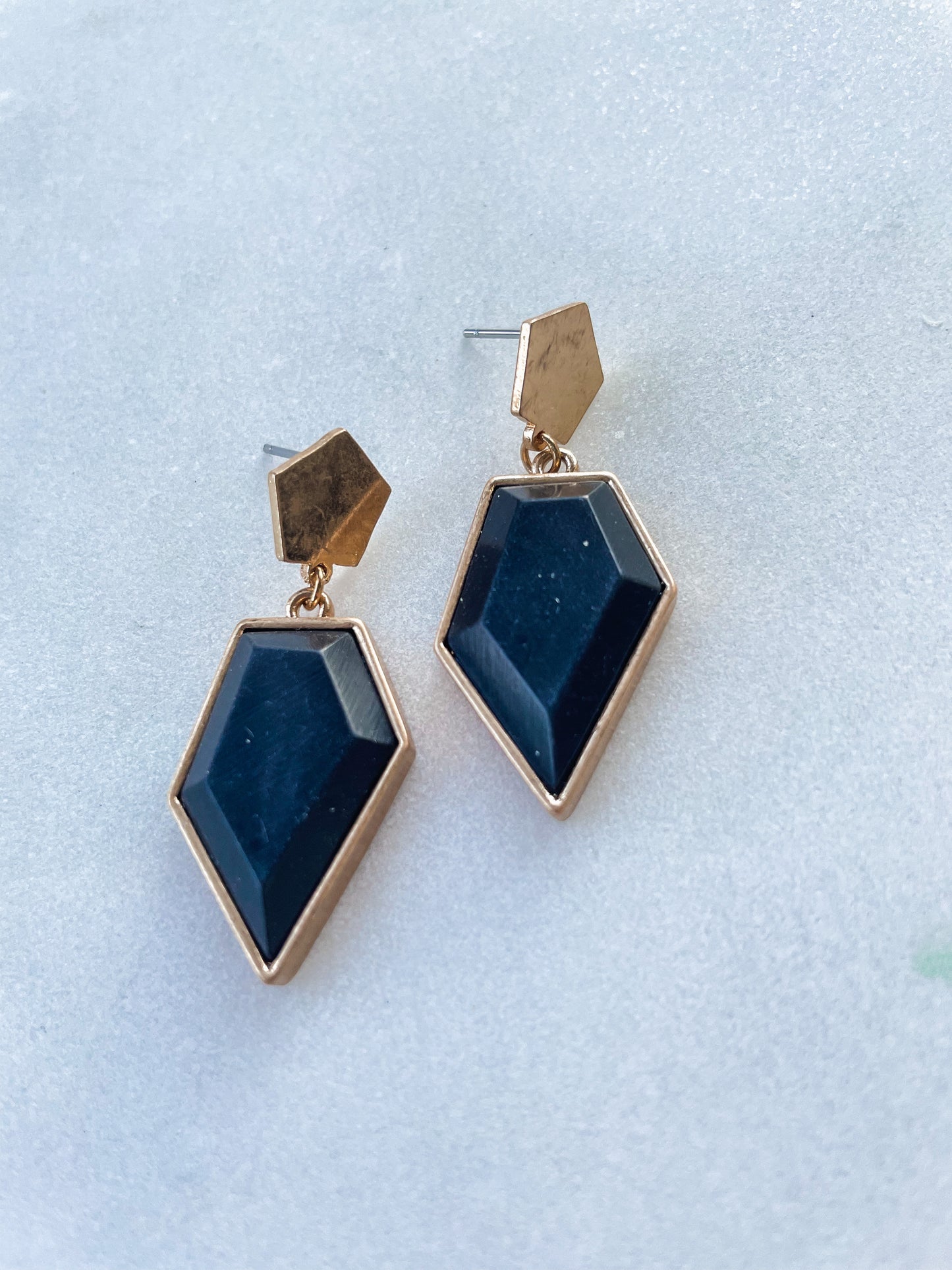 Load image into Gallery viewer, Black Stone Drop Earrings
